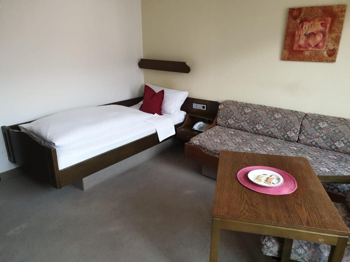 שטוטגרט Hotel Muenzmay מראה חיצוני תמונה